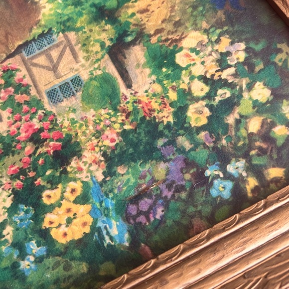 Retro - Picture 2 of 4